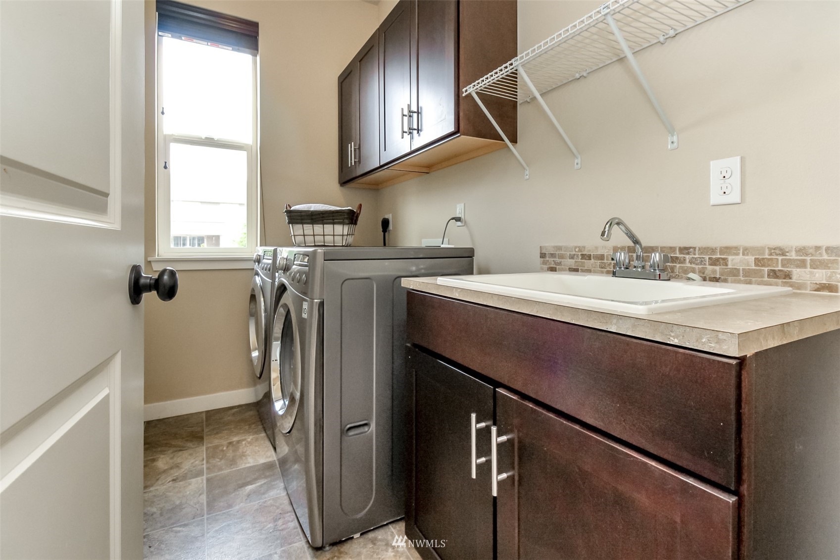 889 Lund Street Buckley, WA 98321 - Photo 33 of 40 a utility room with dryer and washer