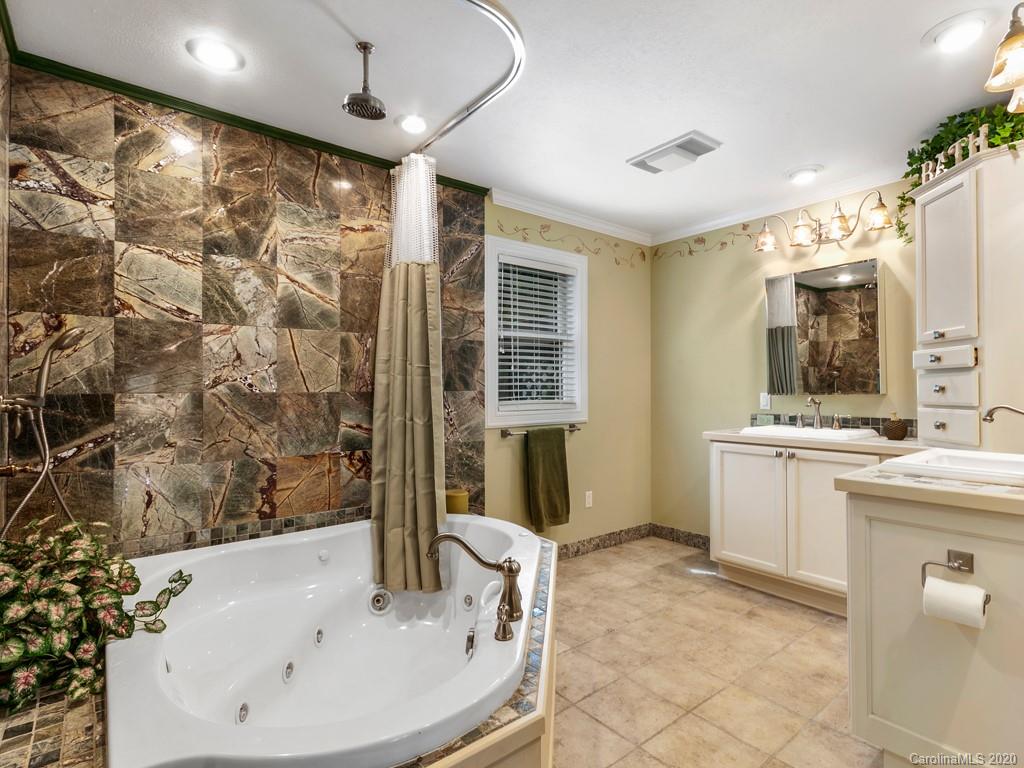 99 Twin Mountain View Road Canton, NC 28716 - Photo 18 of 43 Gallery Image 18