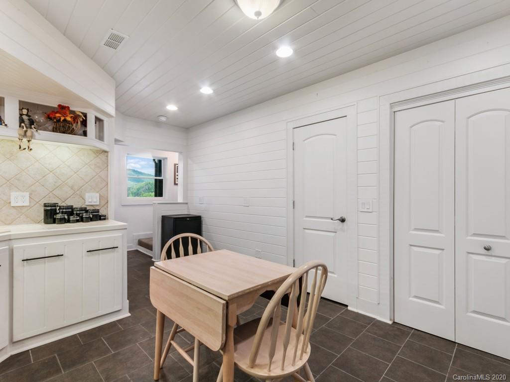 99 Twin Mountain View Road Canton, NC 28716 - Photo 24 of 43 Gallery Image 24