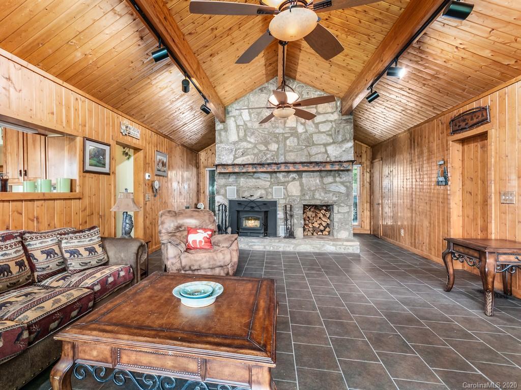 99 Twin Mountain View Road Canton, NC 28716 - Photo 9 of 43 Gallery Image 9