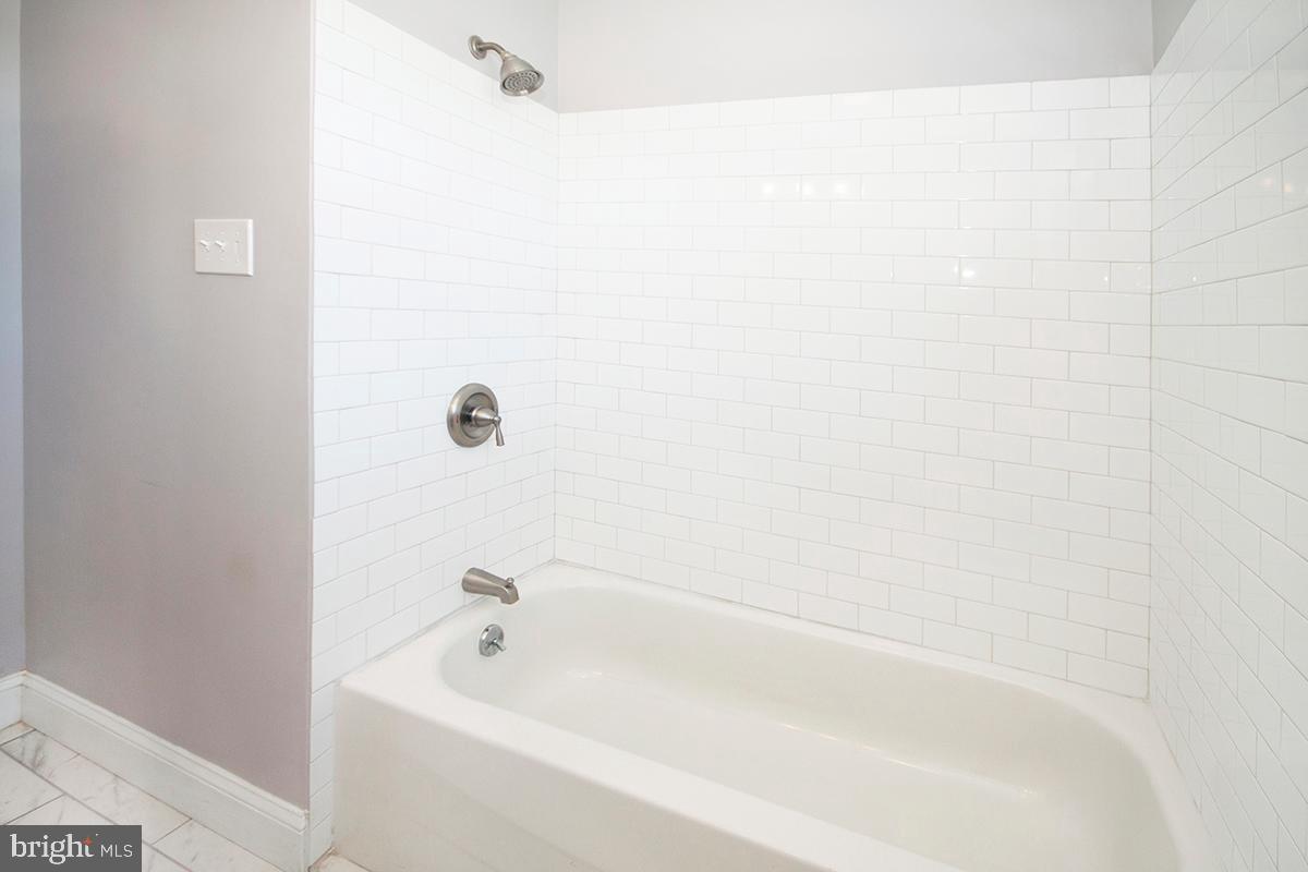 462 West Browning Road Bellmawr, NJ 08031 - Photo 18 of 33 Tile Tub Surround