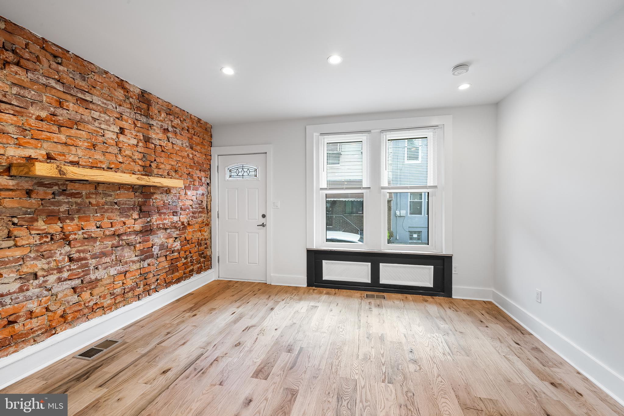 2115 Watkins Street Philadelphia, PA 19145 - Photo 12 of 25