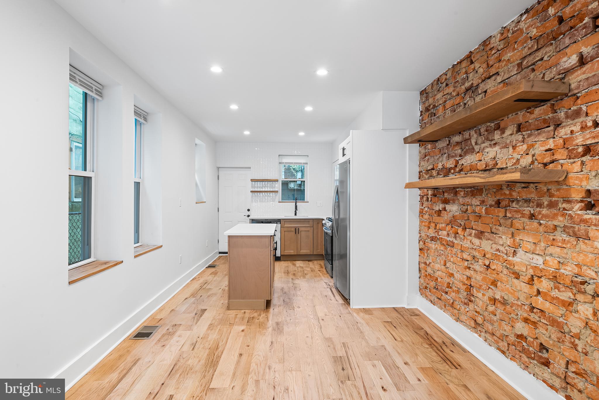 2115 Watkins Street Philadelphia, PA 19145 - Photo 5 of 25 Exposed Brick