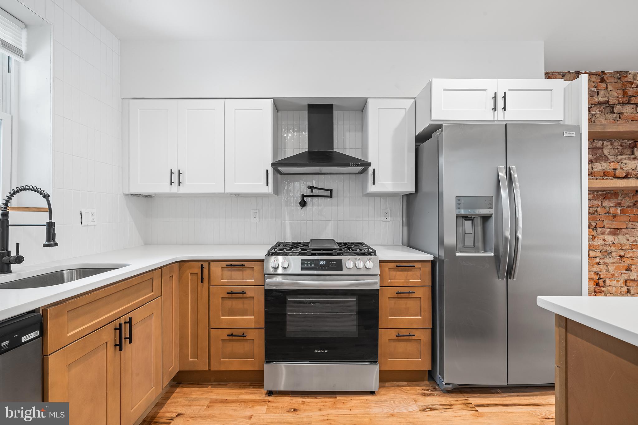 2115 Watkins Street Philadelphia, PA 19145 - Photo 7 of 25 Kitchen