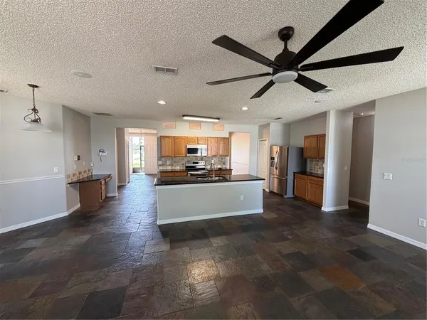 $2,500 | 2831 Village Pine Terrace, Orlando, FL 32833