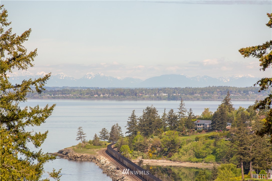 704 Bayside Road Bellingham, WA 98225 - Photo 10 of 19