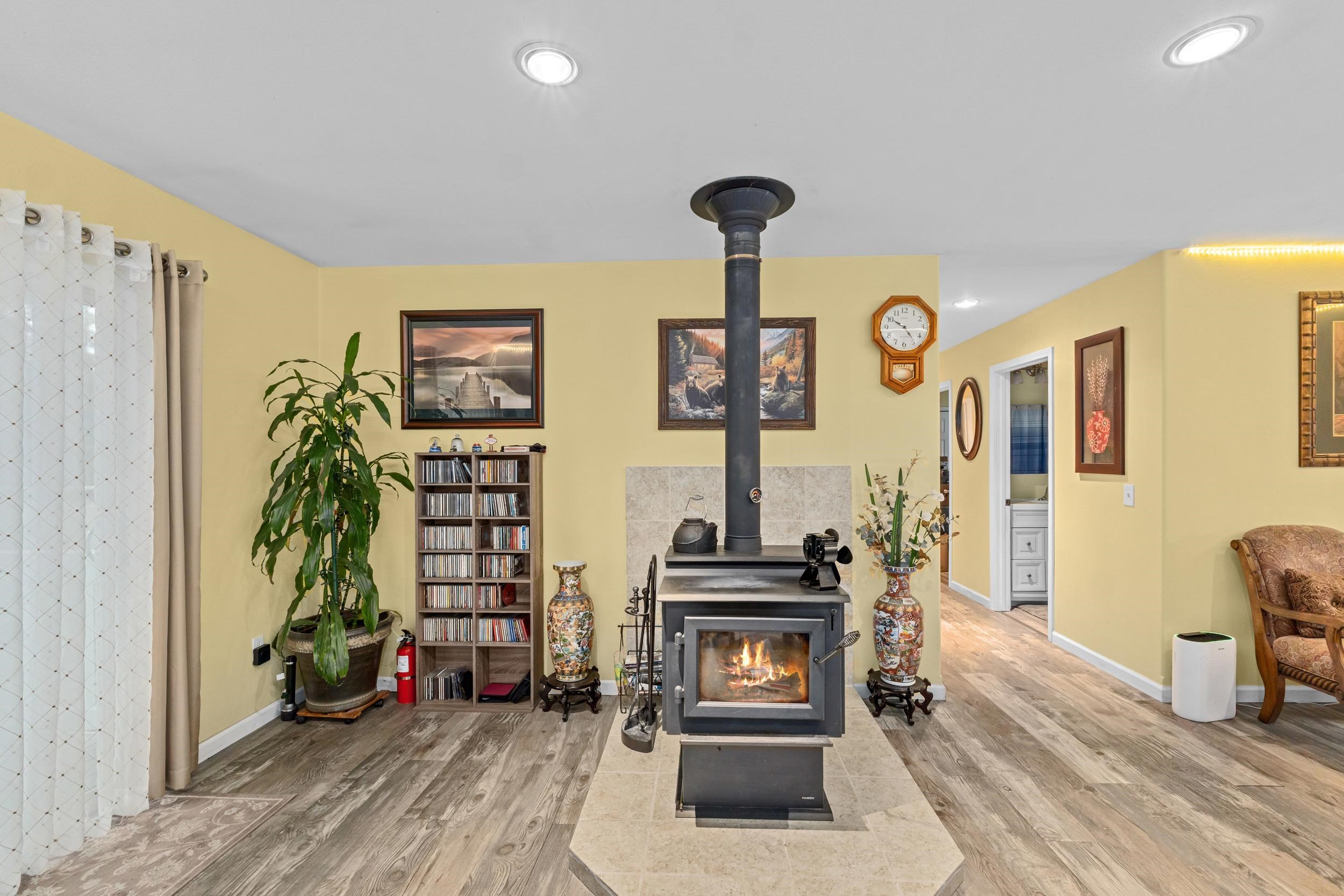 3714 Sand Creek Road, Unit B Kettle Falls, WA 99141 - Photo 16 of 50