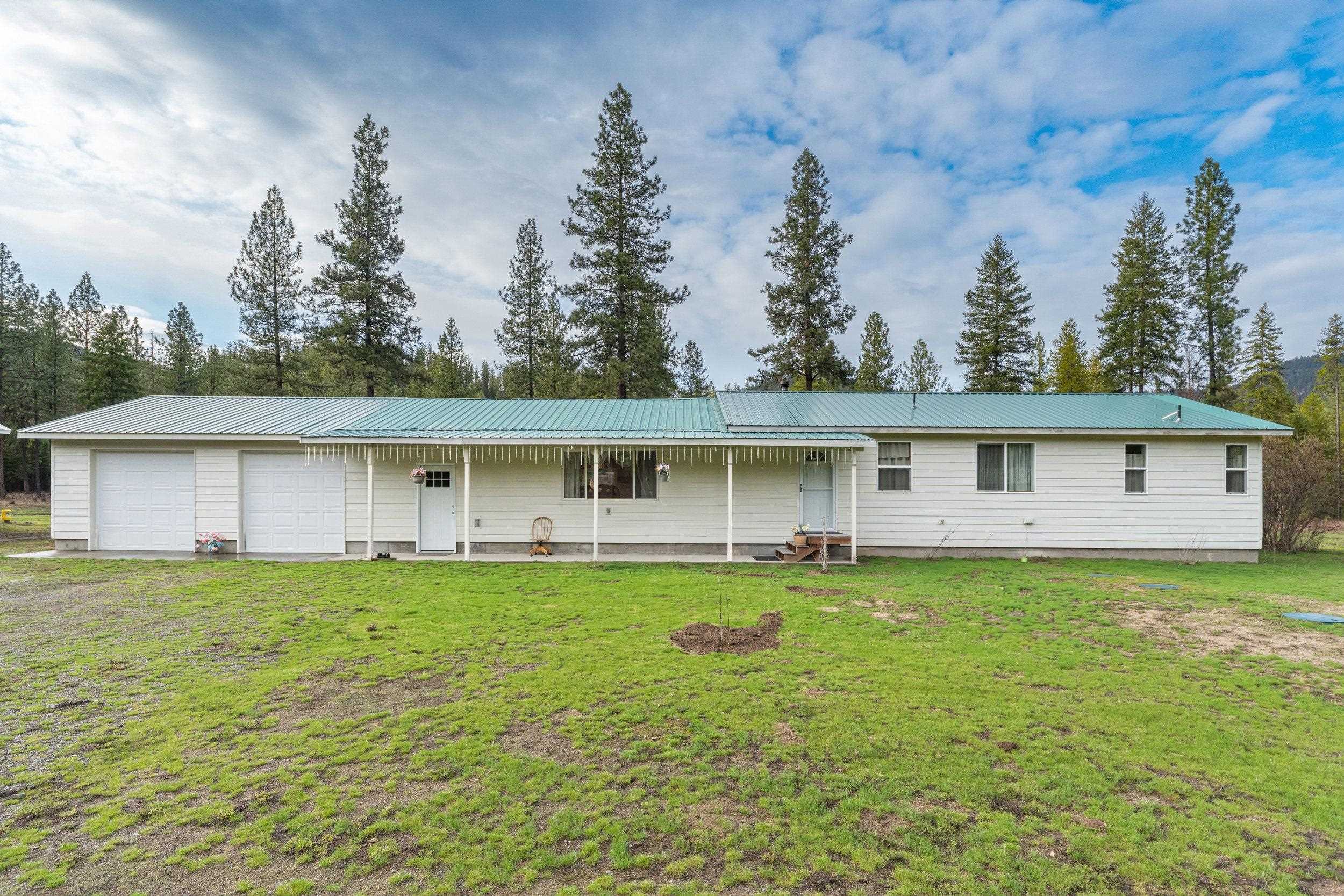 3714 Sand Creek Road, Unit B Kettle Falls, WA 99141 - Photo 5 of 50