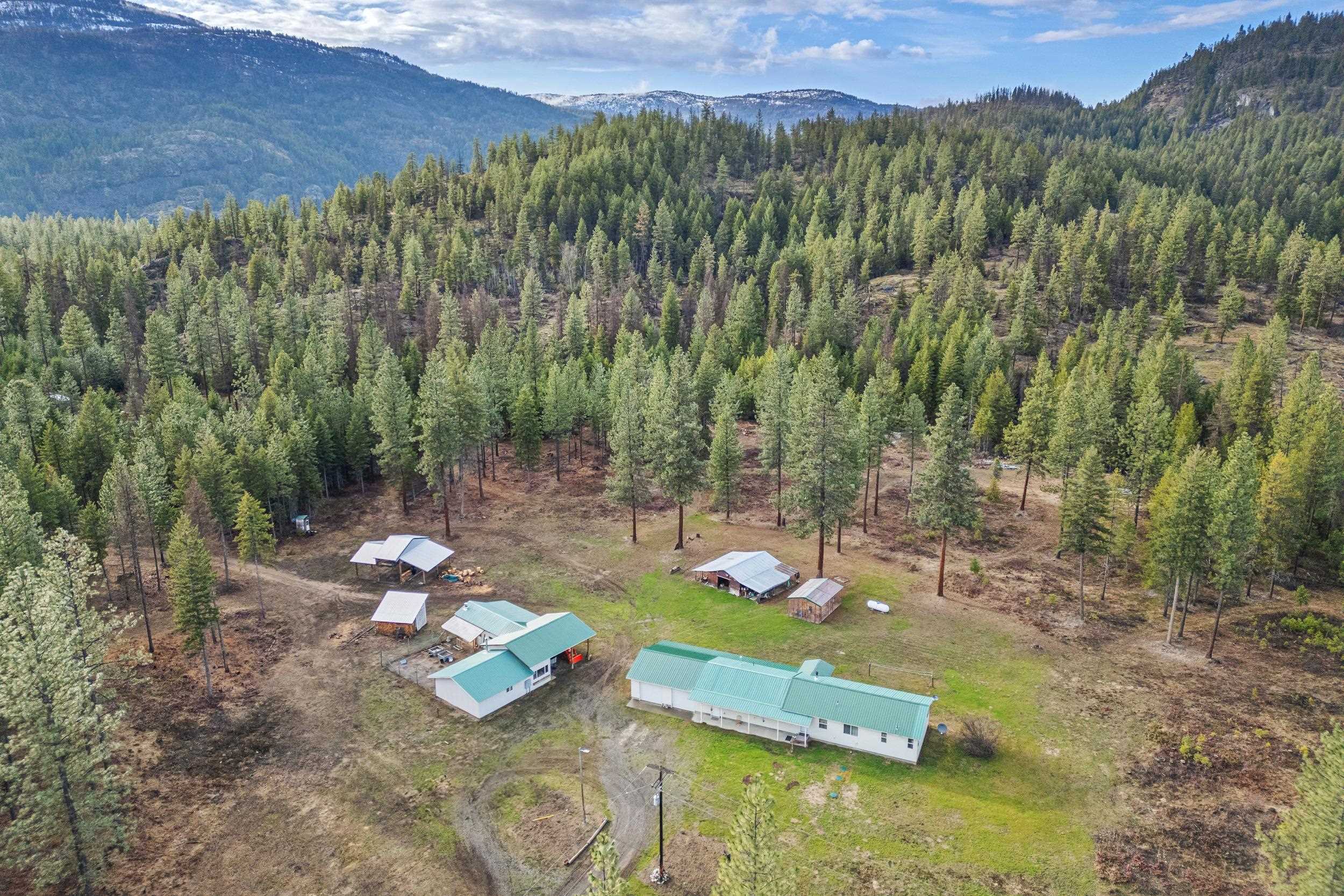 3714 Sand Creek Road, Unit B Kettle Falls, WA 99141 - Photo 6 of 50