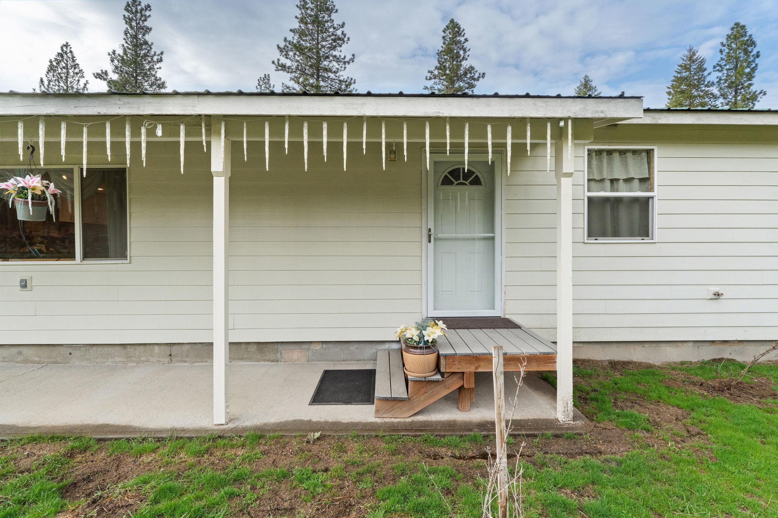 3714 Sand Creek Road, Unit B Kettle Falls, WA 99141 - Photo 9 of 50