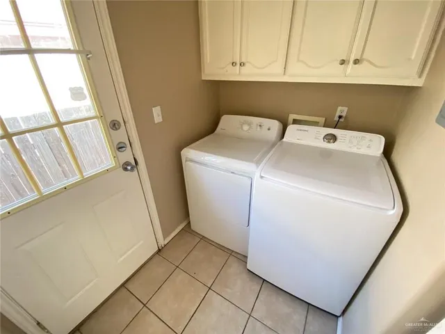 $875 | 4119 West La Guardia Lane, Unit 4, Edinburg, TX 78539