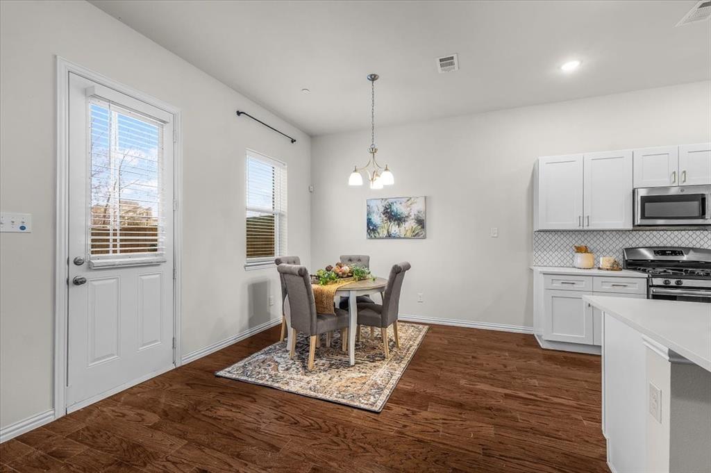 2000 Bethlehem Street Irving, TX 75061 - Photo 10 of 37