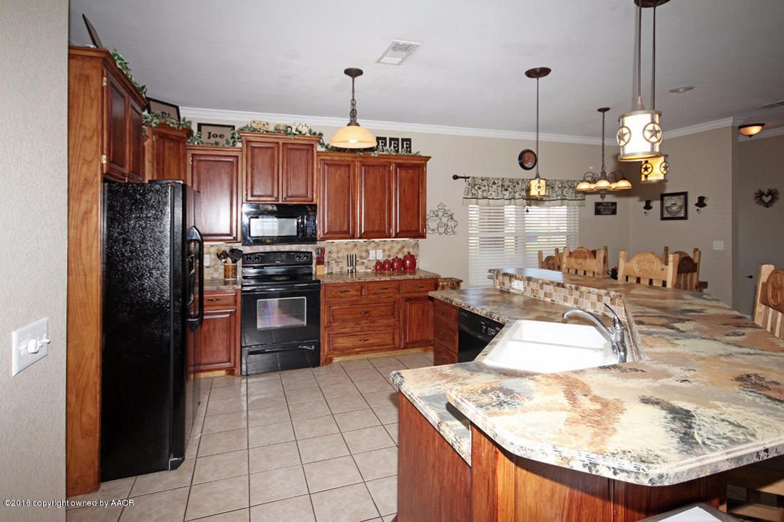 250 Lantana Road Amarillo, TX 79124 - Photo 9 of 40 Kitchen