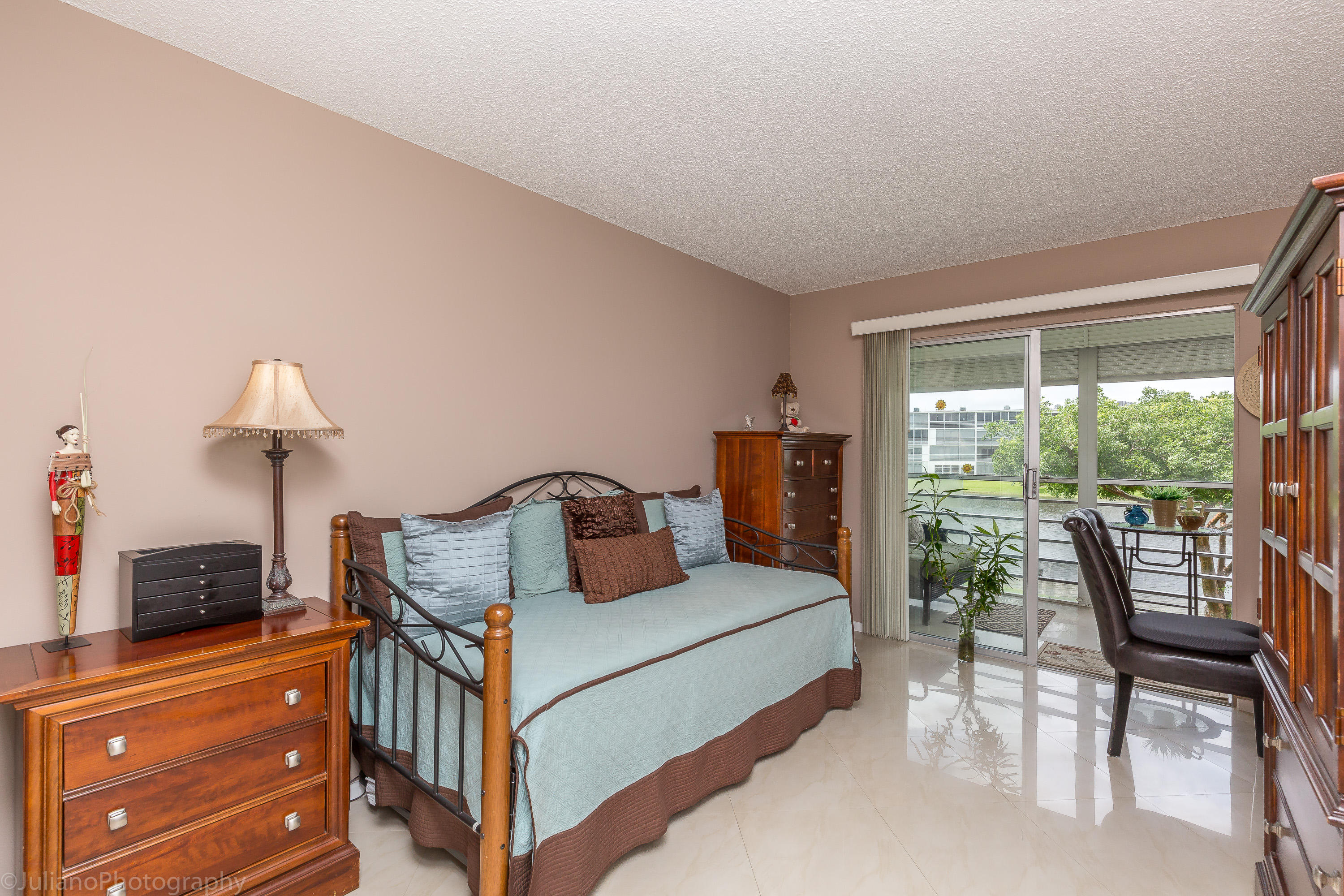 2031 Newcastle, Unit B Boca Raton, FL 33434 - Photo 16 of 43 2ND BEDROOM