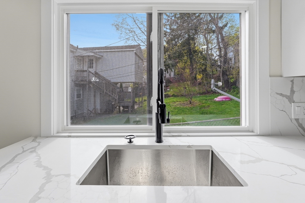 25 Johnson Street Worcester, MA 01604 - Photo 4 of 13