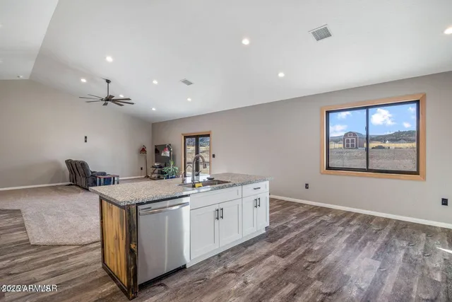 $447,000 | 465 West 4th Street, Eagar, AZ 85925