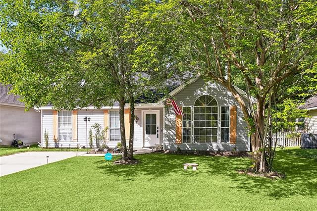 608 Dean Street Mandeville, LA 70448 - Photo 1 of 16