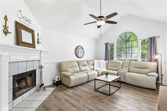 608 Dean Street Mandeville, LA 70448 - Photo 3 of 16