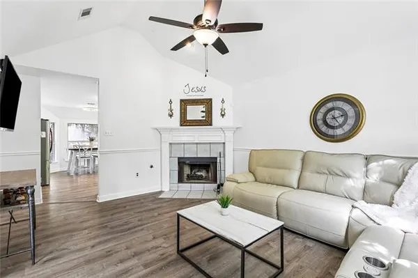 $235,000 | 608 Dean Street, Mandeville, LA 70448