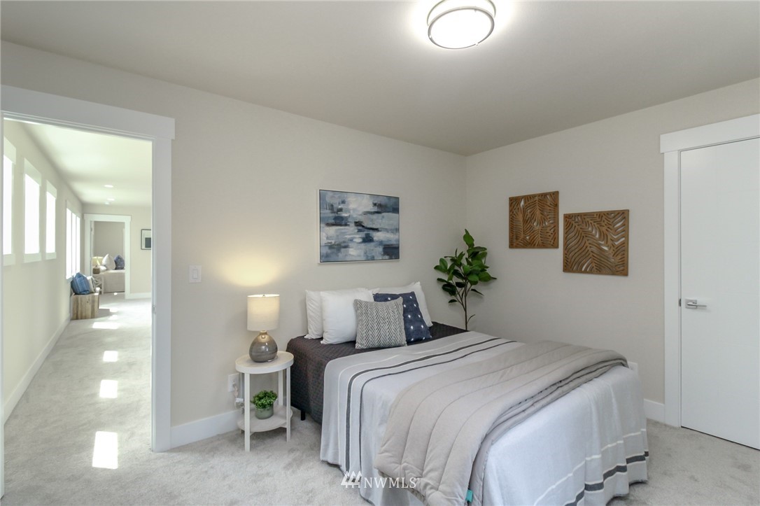 10406 2nd Place Southwest Seattle, WA 98146 - Photo 15 of 38