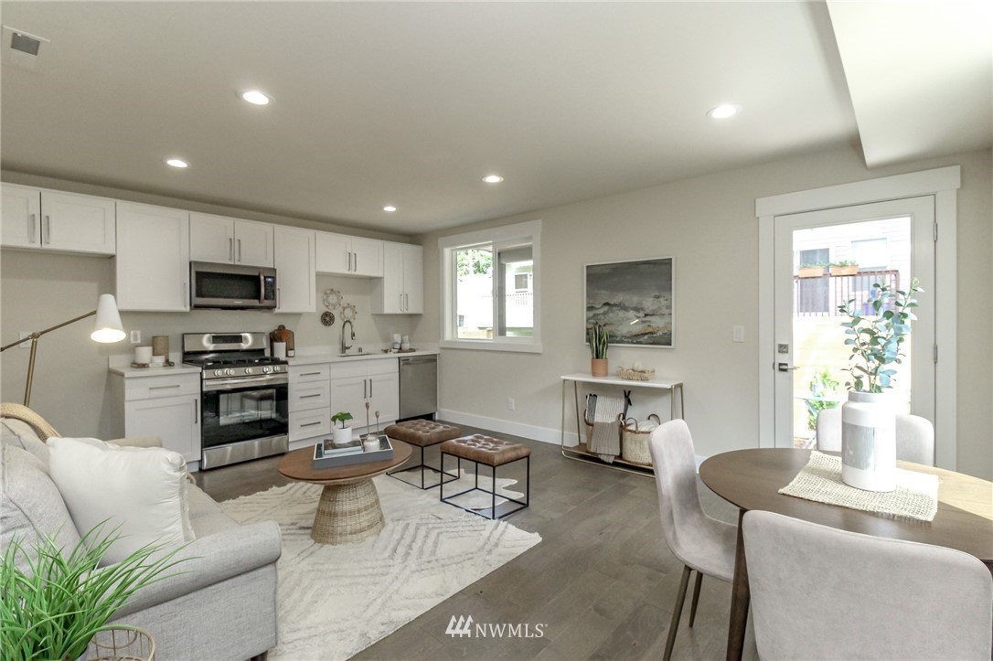 10406 2nd Place Southwest Seattle, WA 98146 - Photo 28 of 38