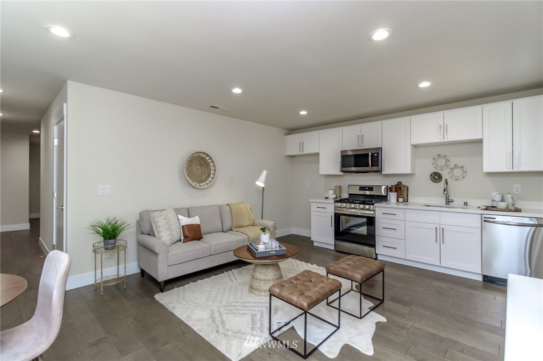 10406 2nd Place Southwest Seattle, WA 98146 - Photo 29 of 38