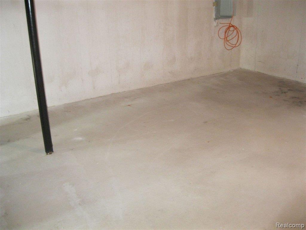 42709 Proctor Road Canton, MI 48188 - Photo 15 of 18 BASE2.JPG