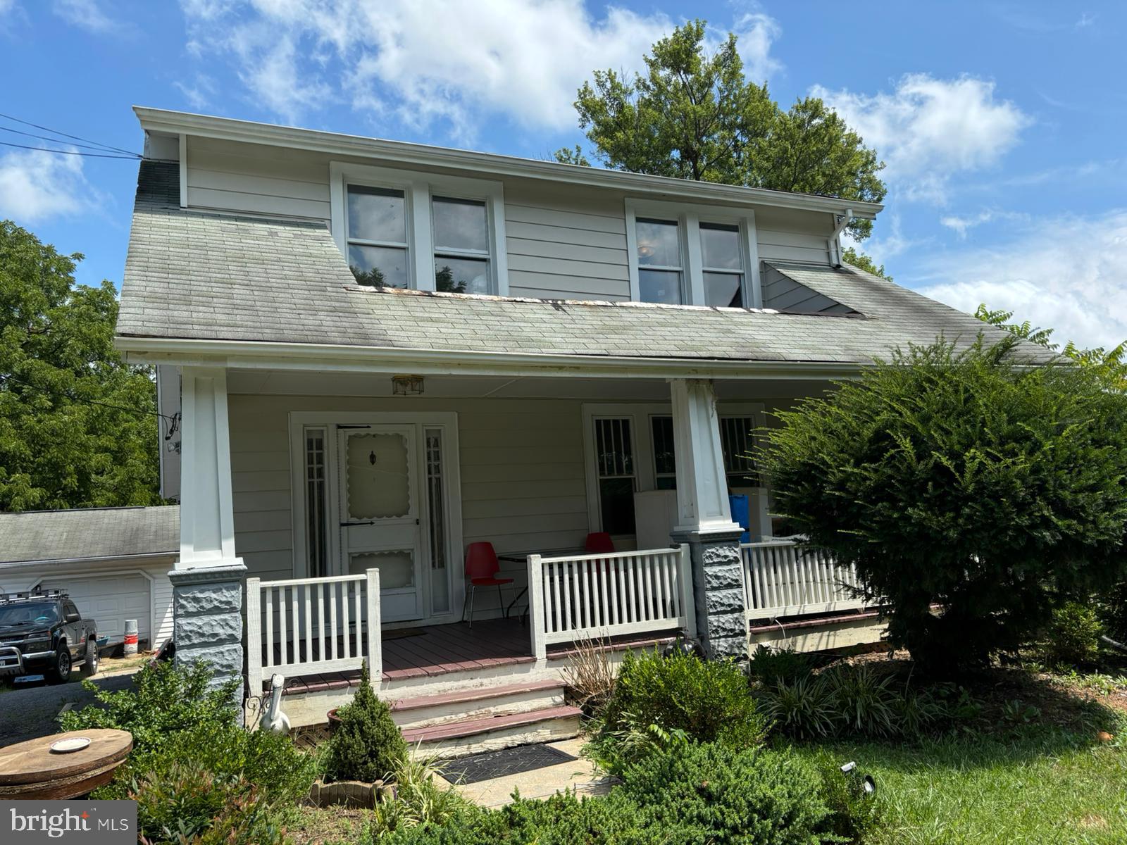 27319 Ridge Road Damascus, MD 20872 - Photo 3 of 38 Gallery Image 3