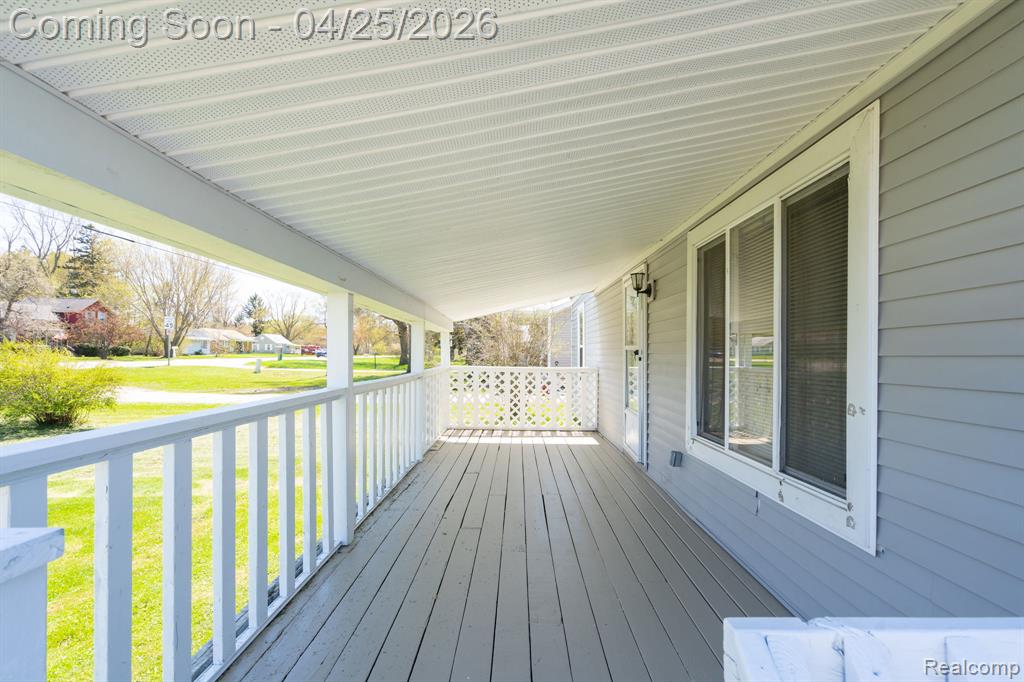 3421 North Genesee Road Flint, MI 48506 - Photo 4 of 31