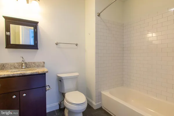 $2,017 | 427-33 Monroe Street, Unit 102, Philadelphia, PA 19147