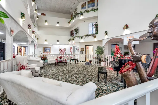 $1,190 | 3305 Sunset Avenue, Unit 126, Waukegan, IL 60087