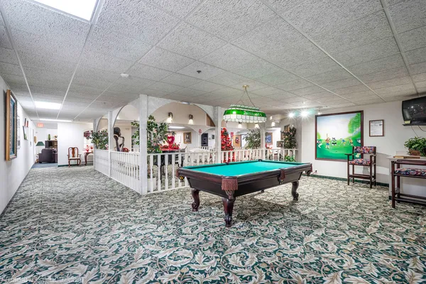 $1,190 | 3305 Sunset Avenue, Unit 126, Waukegan, IL 60087