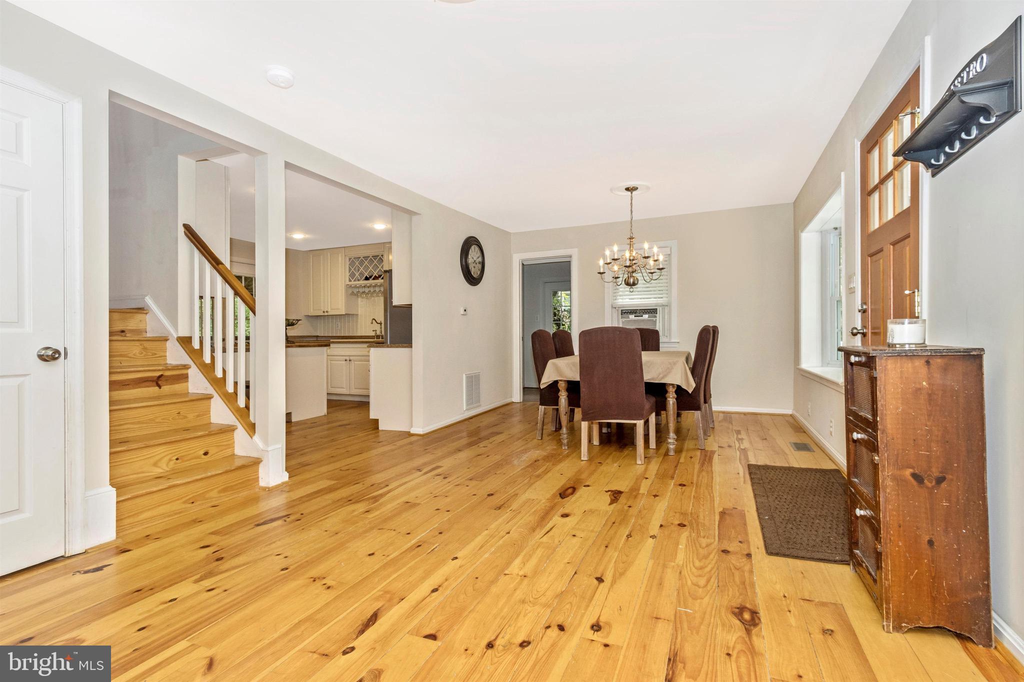 15123 Comus Road Clarksburg, MD 20871 - Photo 7 of 27 Great Flow
