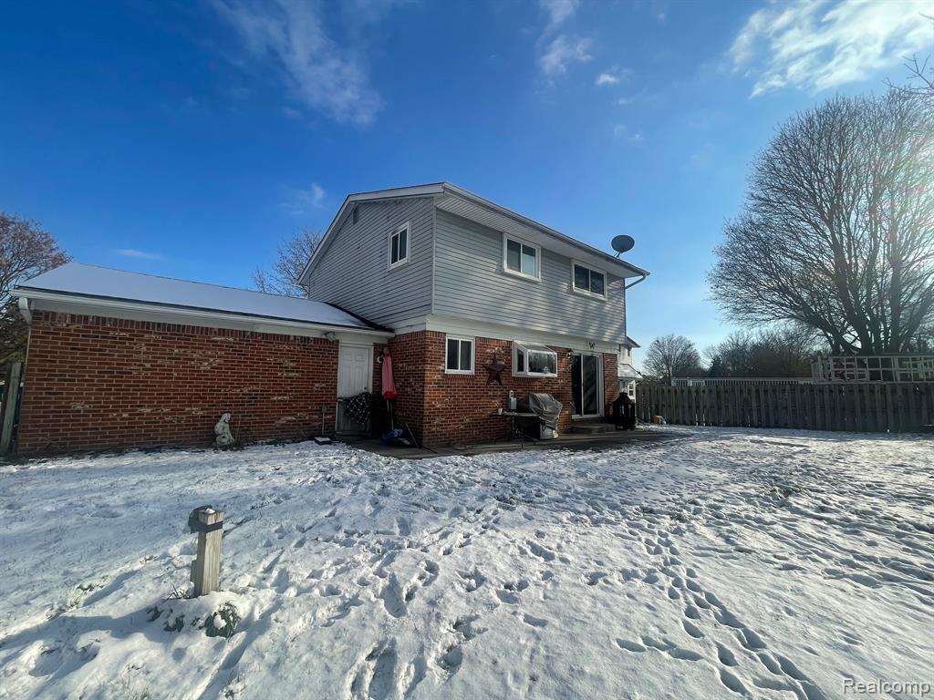 5277 Old Cove Road Clarkston, MI 48346 - Photo 19 of 26
