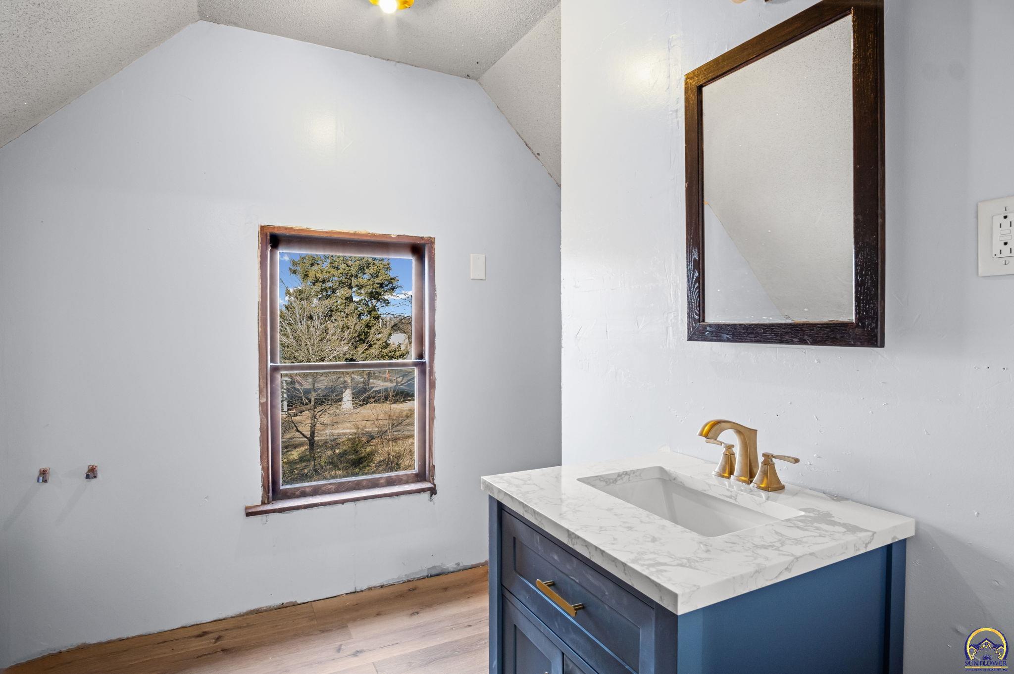 607 Maple Street Overbrook, KS 66524 - Photo 11 of 16