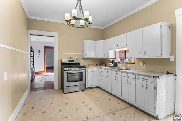 $175,000 | 607 Maple Street, Overbrook, KS 66524