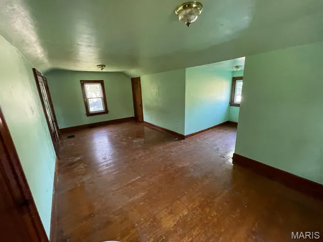 $49,900 | 910 North Church Street, Belleville, IL 62220