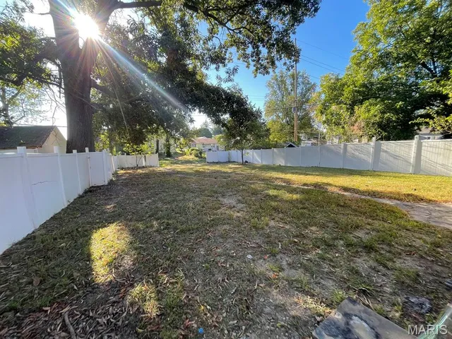 $49,900 | 910 North Church Street, Belleville, IL 62220