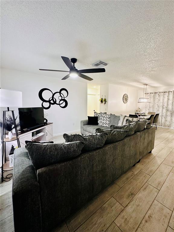 13186 Thrush Street Spring Hill, FL 34609 - Photo 12 of 53