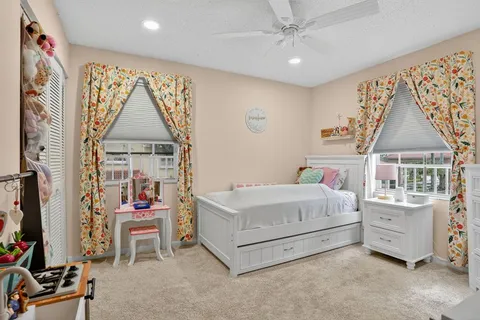 $395,000 | 11461 Lakeview Drive, Unit 8, Coral Springs, FL 33071