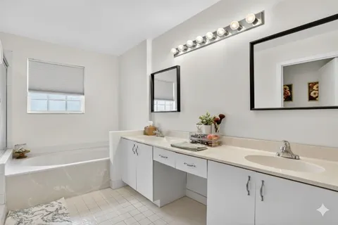 $395,000 | 11461 Lakeview Drive, Unit 8, Coral Springs, FL 33071