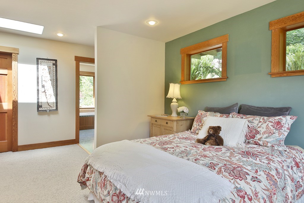 3710 Campbell Road Clinton, WA 98236 - Photo 17 of 25 Gallery Image 17