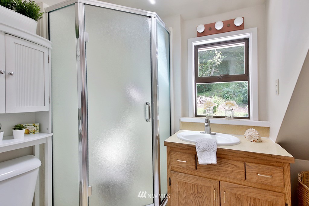 3710 Campbell Road Clinton, WA 98236 - Photo 22 of 25 Gallery Image 22