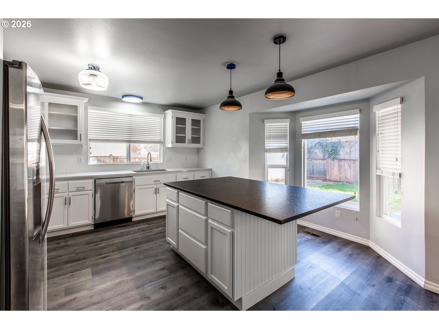 2127 Assumption Street Eugene, OR 97402 - Photo 7 of 35