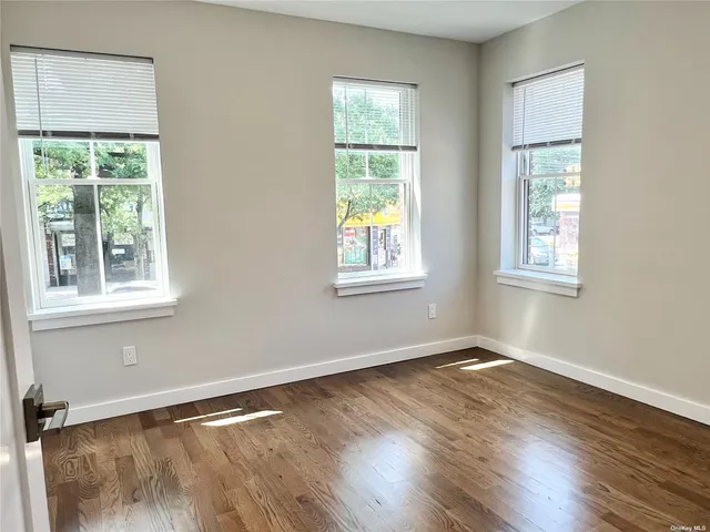 $688,000 | 56-75 136th Street, Unit 2A | Queensboro Hill