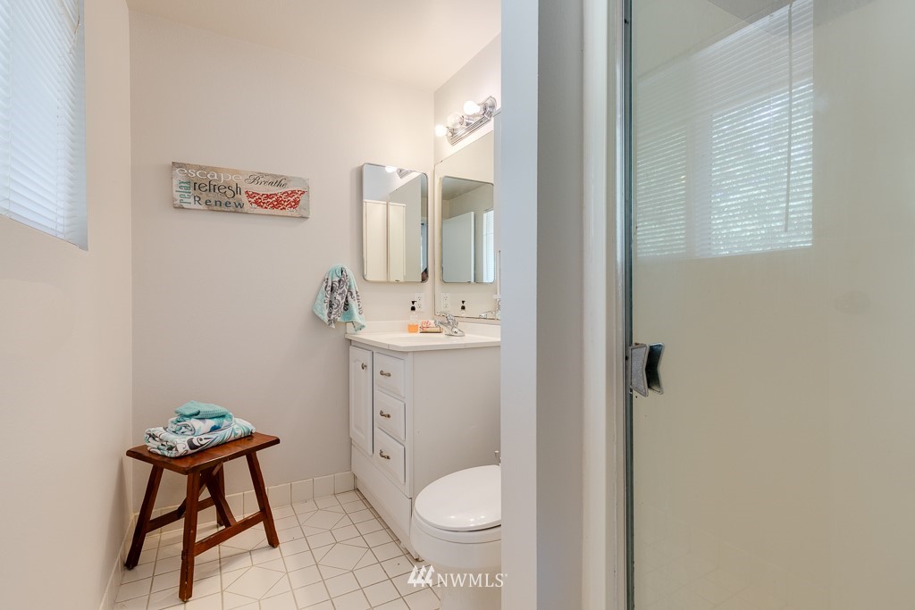 17813 Brook Boulevard Bothell, WA 98012 - Photo 13 of 21