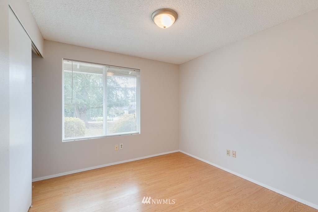 17813 Brook Boulevard Bothell, WA 98012 - Photo 10 of 21