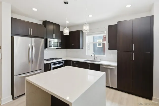 $1,195,000 | 7830 Inception Way, San Diego, CA 92108