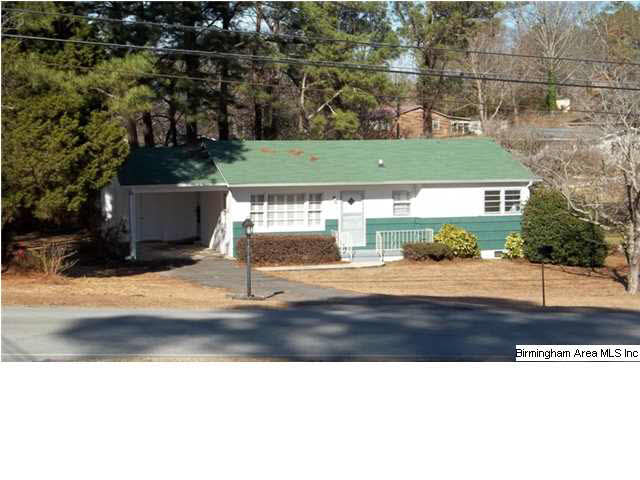657 Alabama Avenue Oneonta, AL 35121 - Photo 2 of 26
