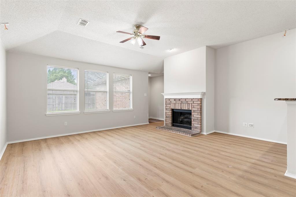 522 Colt Drive Forney, TX 75126 - Photo 8 of 40